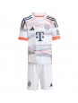Billige Bayern Munich Michael Olise #17 Bortedraktsett Barn 2025-26 Kortermet (+ Korte bukser)
